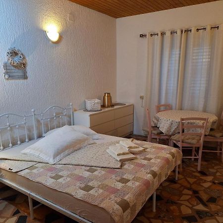 Studio Apartman Podgora Eksteriør billede